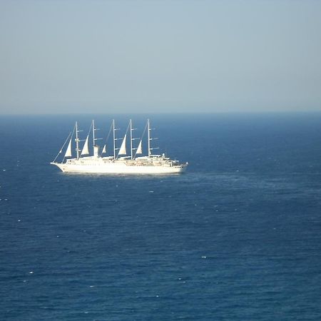 Dream View Hotel Stelida  Buitenkant foto